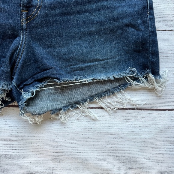 Levi Ultra High Rise Shorts Sz 29 - Picture 2 of 7